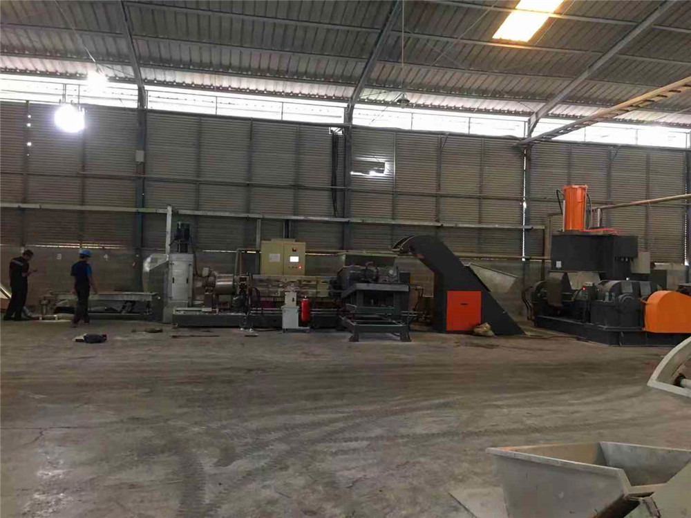 碳酸鈣母料造粒機(jī)-玖德隆機(jī)械有